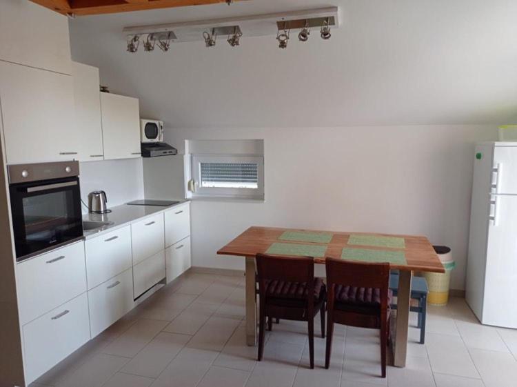 Apartment Lavanda 만드레 외부 사진